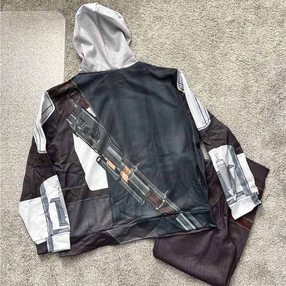 Mandalorian Costume Hoodie and Sweatpants - Picture 2 of 2
